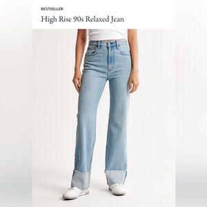 LIKE NEW Abercrombie High Rise Relaxed 90s Cuffed Jeans | Size 29 L
